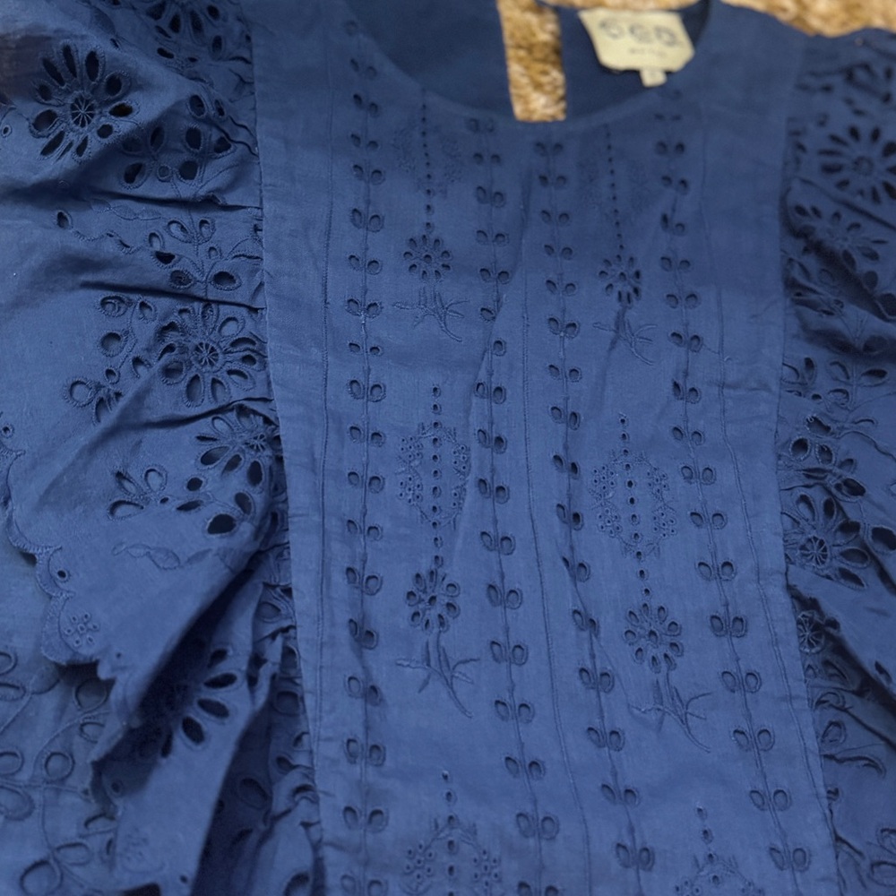 Sea NY Eyelet Blouse - Picture 4 of 7